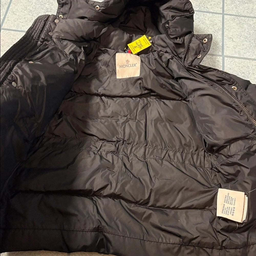 Moncler removable hood